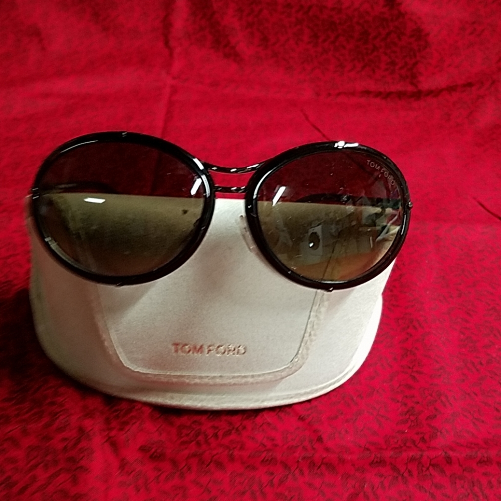 sunglasses